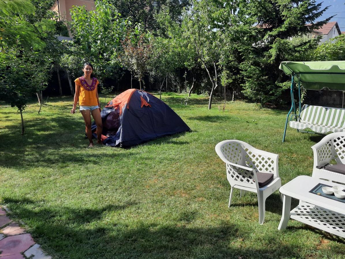Bus Station Hostel Peć Zewnętrze zdjęcie