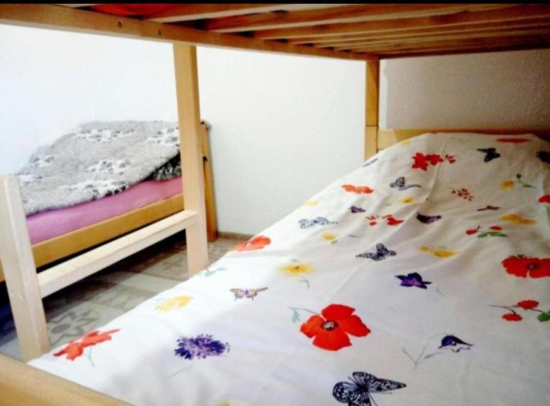 Bus Station Hostel Peć Zewnętrze zdjęcie