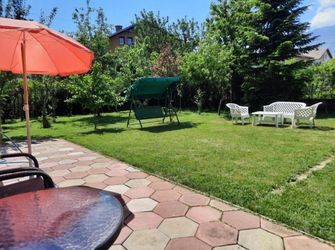 Bus Station Hostel Peć Zewnętrze zdjęcie